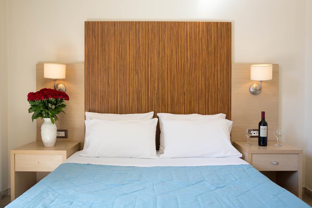 Hotel Elena نافبليو المظهر الخارجي الصورة